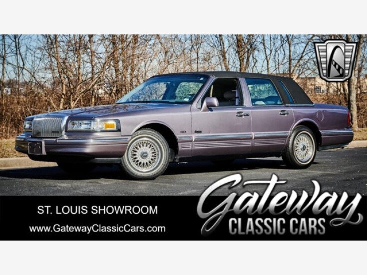 Thumbnail Photo undefined for 1996 Lincoln Town Car Signature